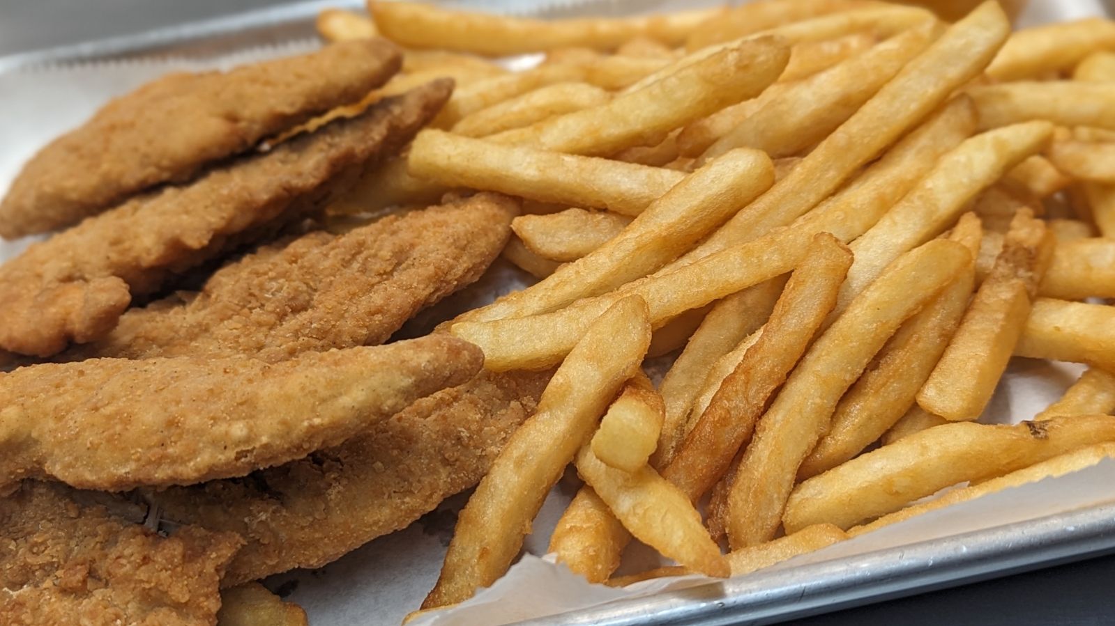 Menu page image of a Chicken Tender and Fry Plate